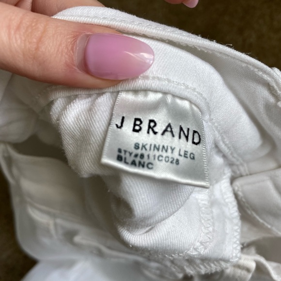 🤍 J BRAND WHITE JEANS - Picture 4 of 7